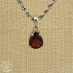 Pingente de granada  2,65ct Prata925