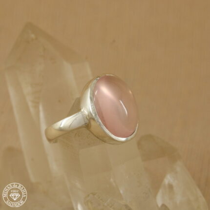 Anel de quartzo rosa