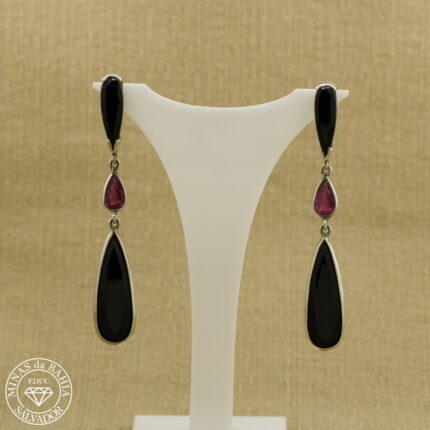 brinco de turmalina negra e rubelita 35,84ct 2,62ct