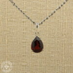 pingente de granada 3,39ct