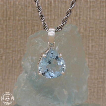 pingente de topázio azul natural 7,83ct
