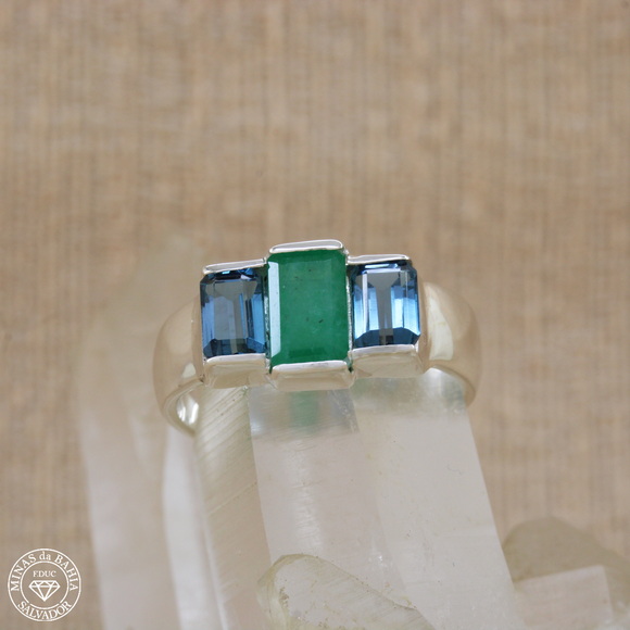 adiv073 Anel de esmeralda e topázio azul 1,12ct 1,65ct cod255 Anel de esmeralda e topázio azul - Imagem 1