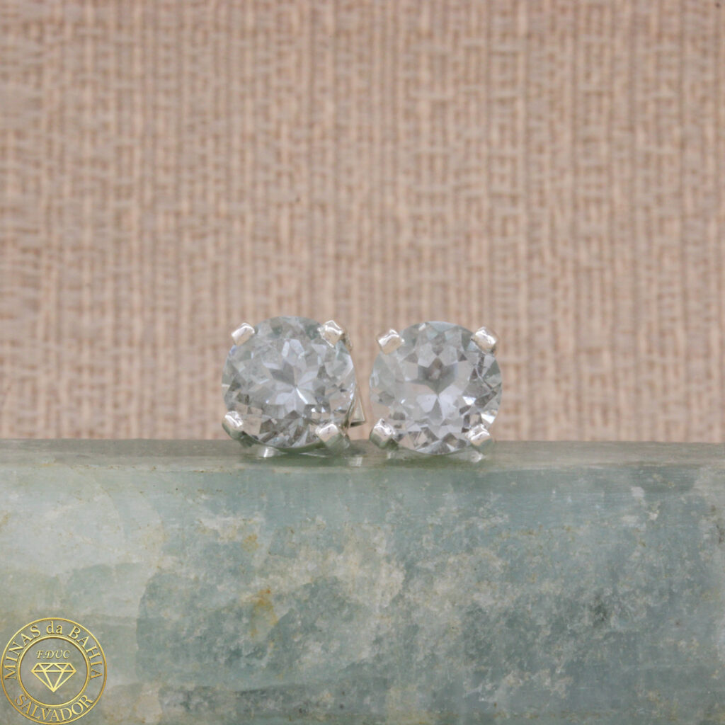 Brinco de água-marinha. Redondas, 4,17ct. Prata 925.