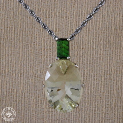 Pingente de citrino natural e turmalina verde