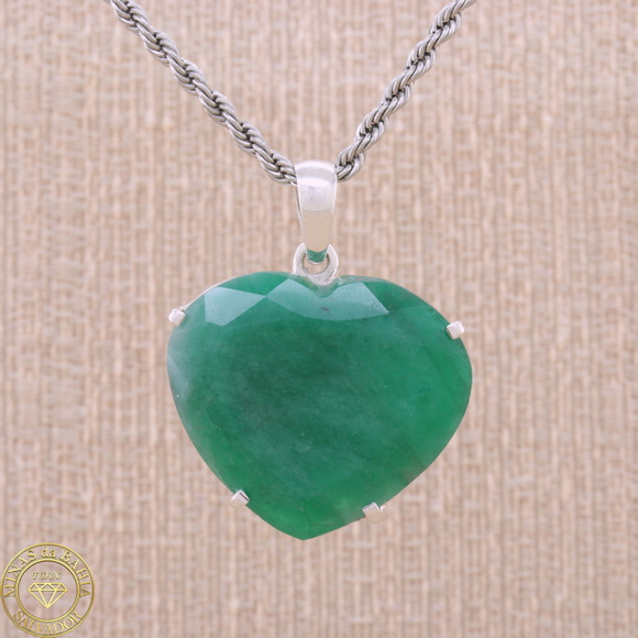 pesm051 Pingente de esmeralda 24,03ct cod418 Pingente de coração de esmeralda. Prata 925