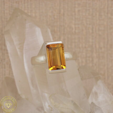 acit050 Anel de citrino 4,04ct