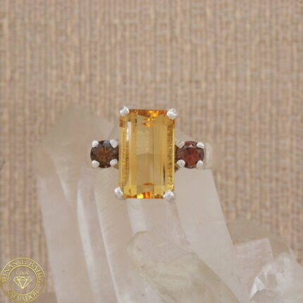 Anel de citrino e andaluzita 4,81ct 0,48ct